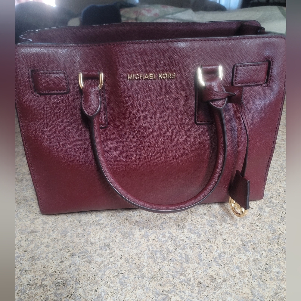 Michael kors purse